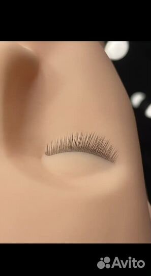 Тренировочный манекен для наращивания