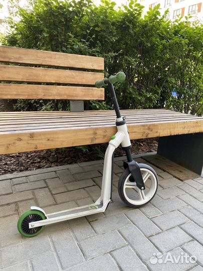 Самокат беговел scoot and ride