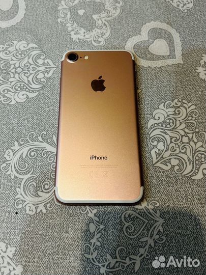 iPhone 7, 32 ГБ