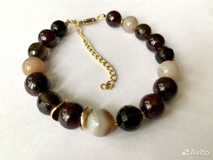 Браслет ручной работы из натуральных камней