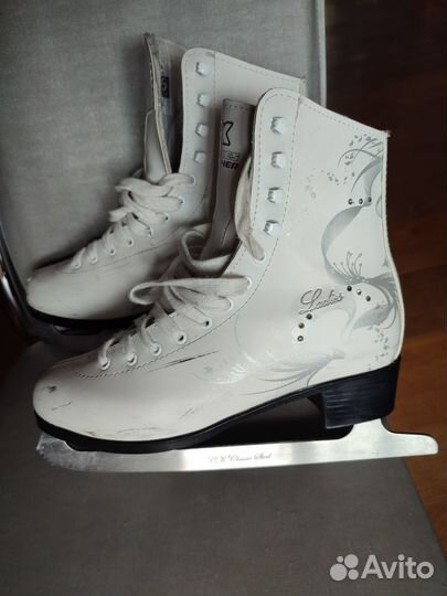 Коньки фигурные