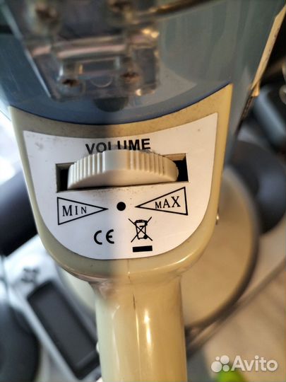 Громкоговоритель рупорный с сиреной