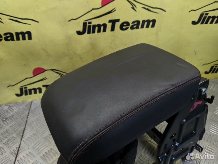 Подлокотник Audi S4 Avant B8 8K5 caka ccba 3.0