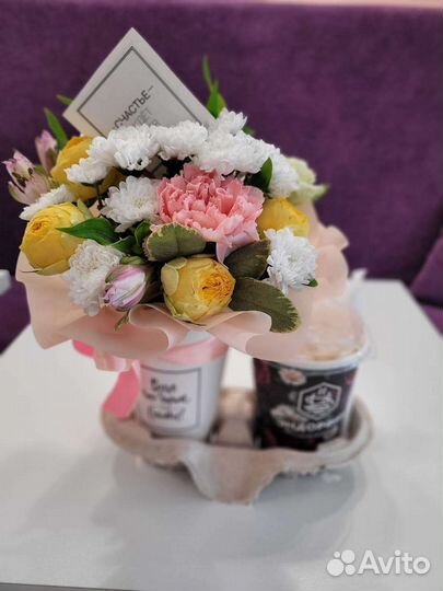 Цветы и кофе