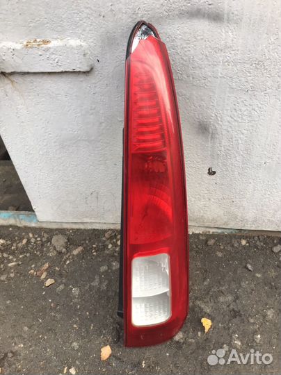 Фонарь задний правый ford fusion