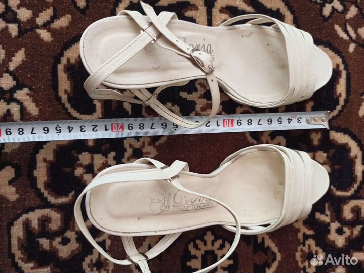 Босоножки женские 37 размер на каблуке