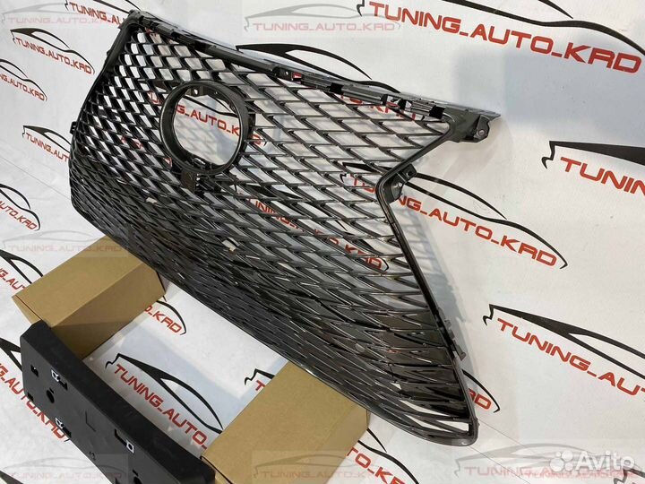 Решетка радиатора Lexus NX200 Стиль F-Sport V3255