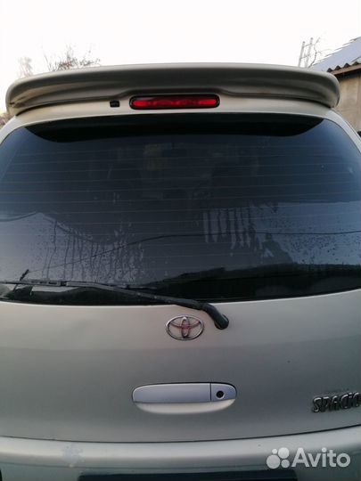 Toyota Corolla Spacio 1.6 AT, 1999, 300 000 км