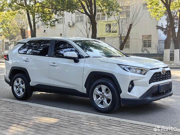 Toyota RAV4 2.0 CVT, 2022, 49 000 км