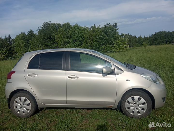 Toyota Yaris 1.3 МТ, 2009, 260 000 км