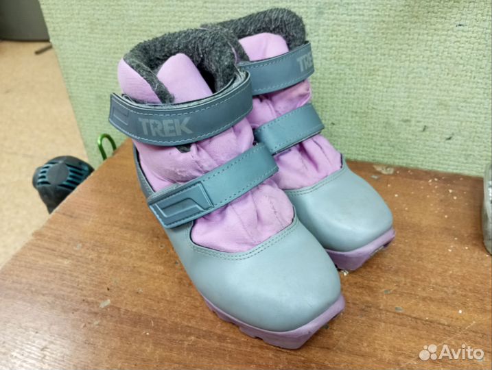 Беговые лыжи 150 см (комплект)