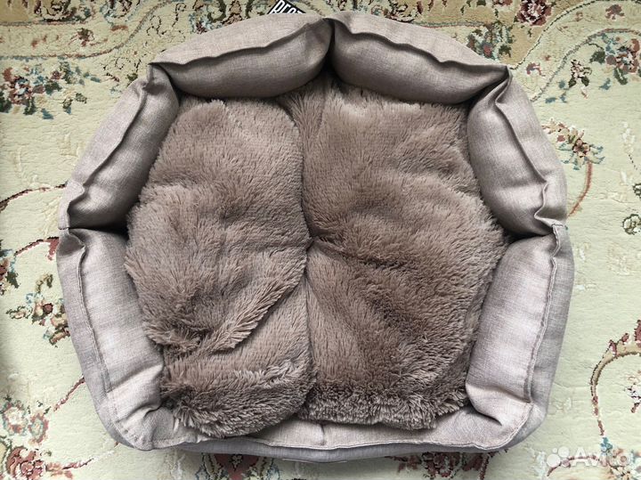 Лежанка для питомца