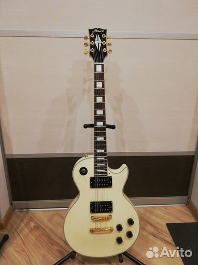 Maison Les Paul Custom