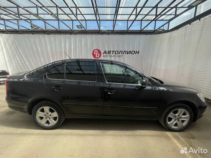 Skoda Octavia 1.4 МТ, 2011, 190 000 км