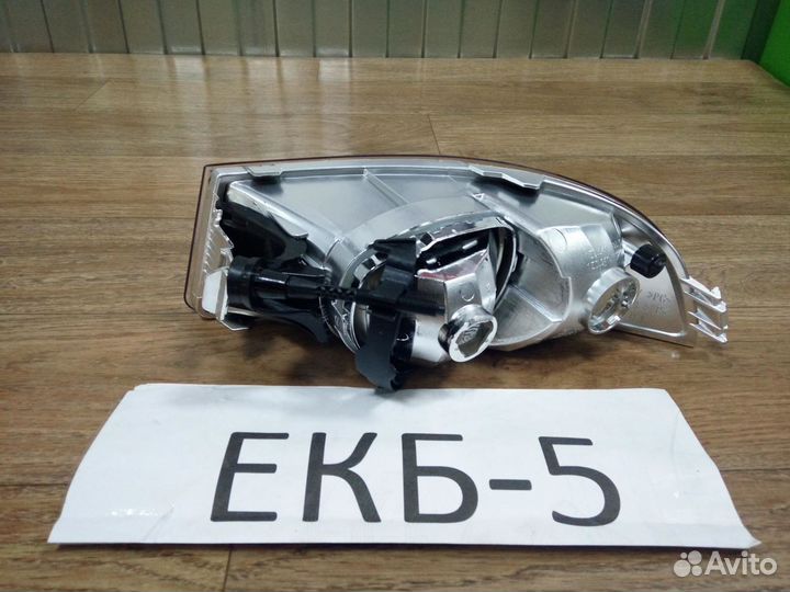 Фара противотуманная правая Skoda Octavia