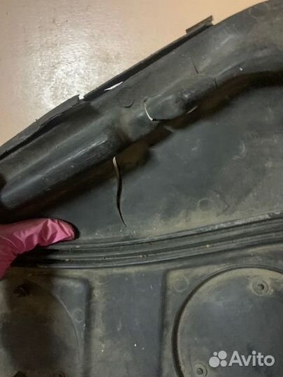 Жабо audi 100 83-91 Audi V8