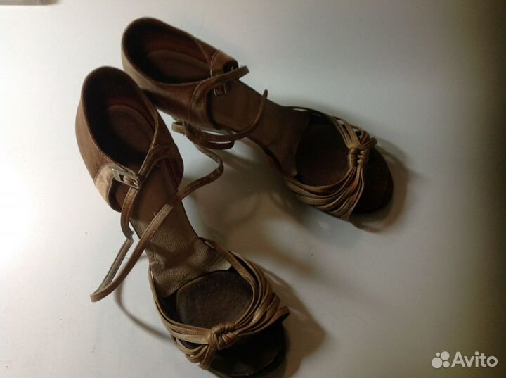 Туфли для бальных танцев