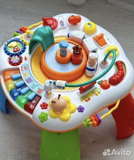 Столик жирафики