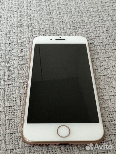 iPhone 8, 64 ГБ