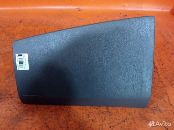 Подушка безопасности левая Mazda Demio DW3W