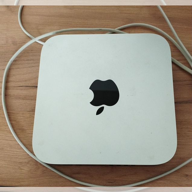 Mac mini i7 2 ггц 8 RAM, 1000 HDD