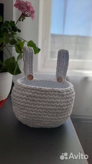 Подвесная корзина на кроватку