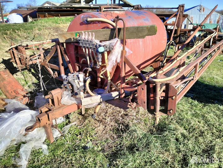 Опрыскиватель, 2000