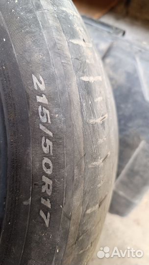 Nexen N'Fera SU1 215/50 R17