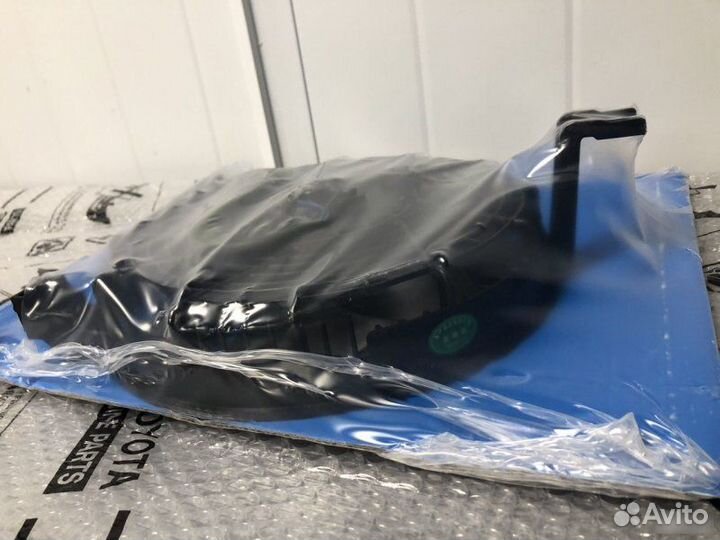 Диффузор радиатора Toyota Land Cruiser 200