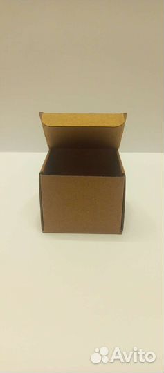 Картонные коробки 7х7х6 см