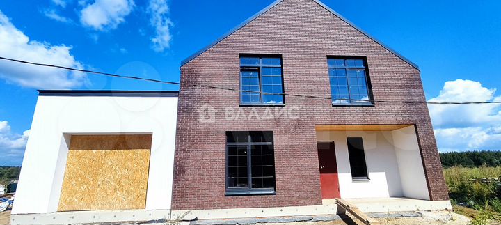 Дом 121 м² на участке 11,2 сот.