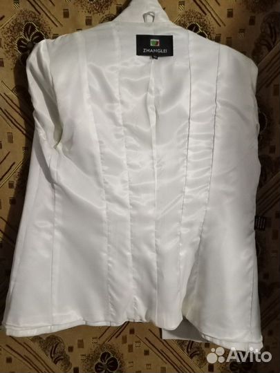 Дамский пиджак