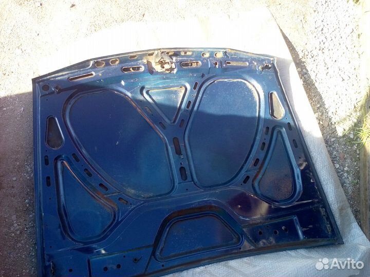 Капот на москвич святогор