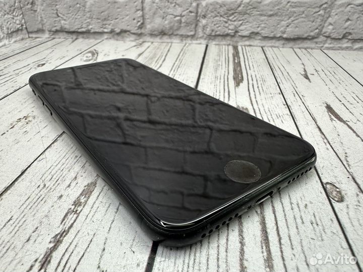 iPhone 7, 128 ГБ