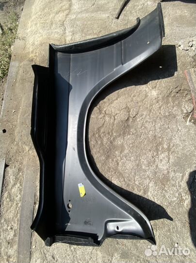 Крыло переднее правое ваз 2107