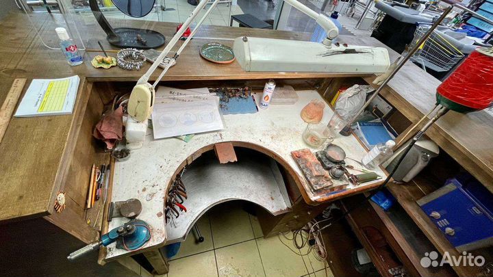 Продам готовый бизнес 3 в 1 сервис- ателье и прода