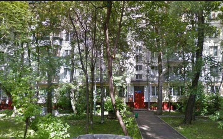 Комната 21 м² в 2-к., 1/5 эт.