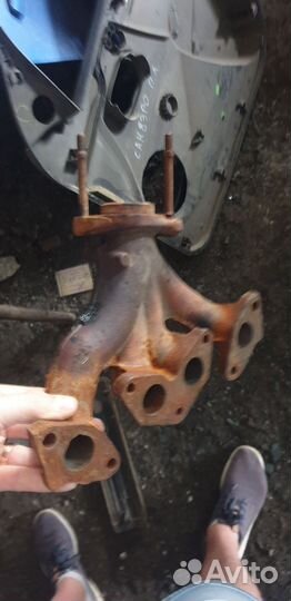 Клапанная крышка Логан 1