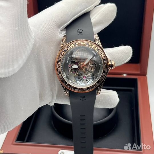 Часы Corum gold мужские