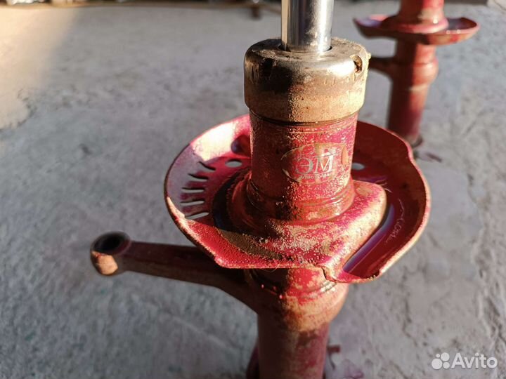 Передние стойки priora