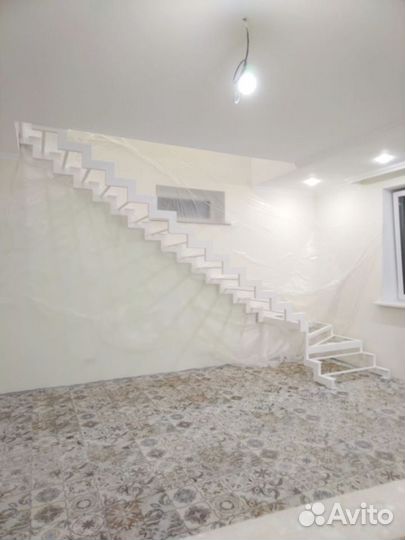 Лестница металлическая