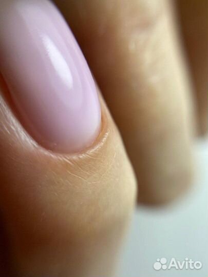 Маникюр с покрытием гель-лаком