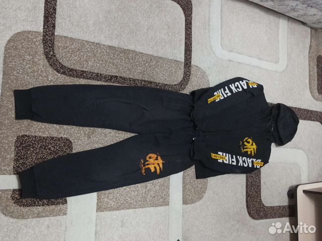 Спортивный костюм