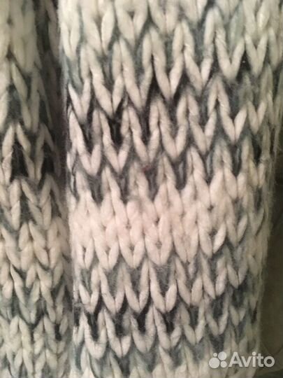 Шарф длинный с кистями