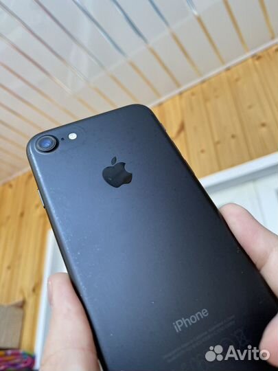 iPhone 7, 128 ГБ
