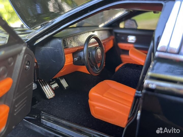 Модель Автомобиля Ролс Ройс 1:16