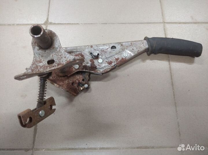 Рычаг стояночного тормоза Toyota LC Prado 150