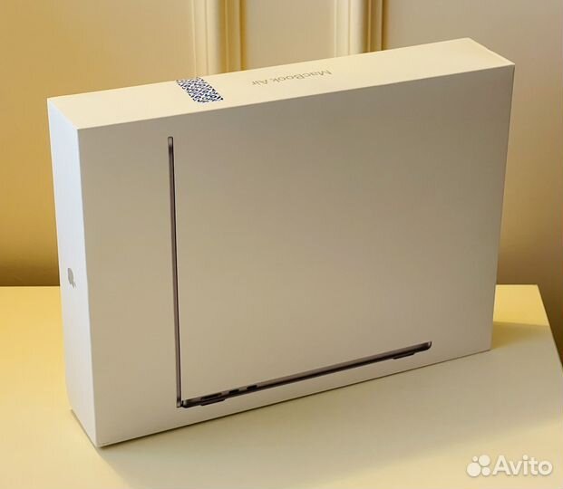 Ноутбук Apple MacBook Air A2681 13.6, M2, 8/256гб