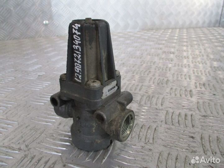 Клапан ограничения давления Mercedes-Benz A0054290