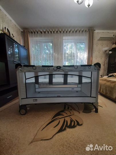 Детская кровать-манеж